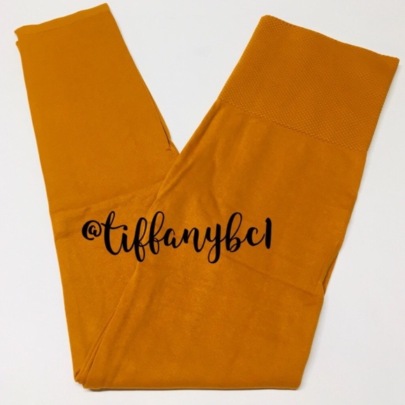 Buttery Soft Tummy Control High Waist Legging - Picture 4 of 15